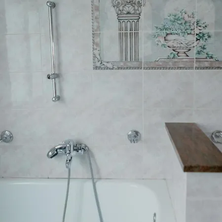 Gardens Of Capo D'istria Apartma *
